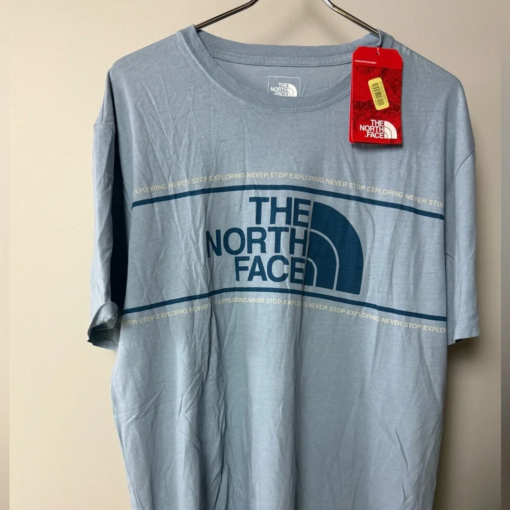 The North Face Standard Fit T-Shirt New NWT Graphic Tee Never Stop Exploring - Picture 2 of 4